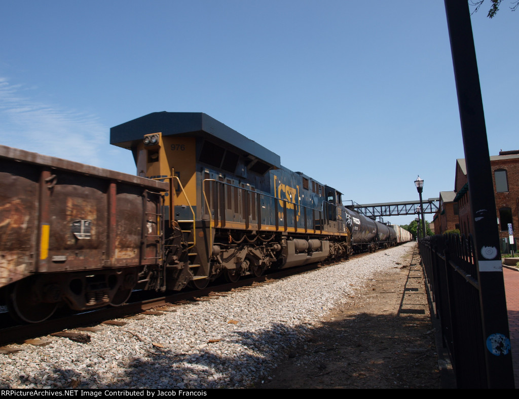 CSX 976